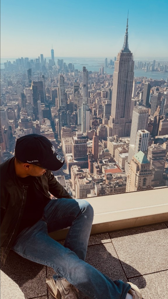 Jose Trave overlooking New York City